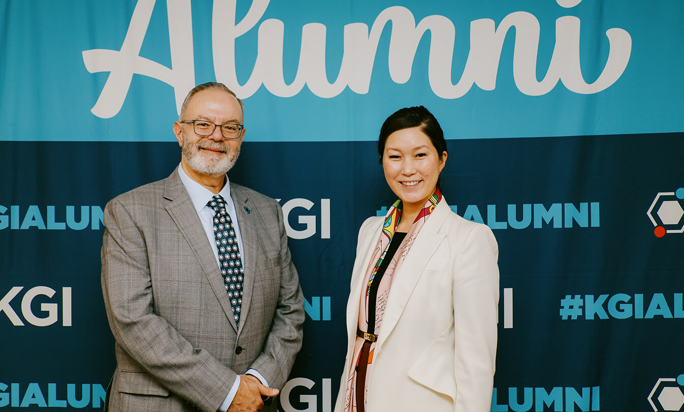 Jennifer Wong with KGI President