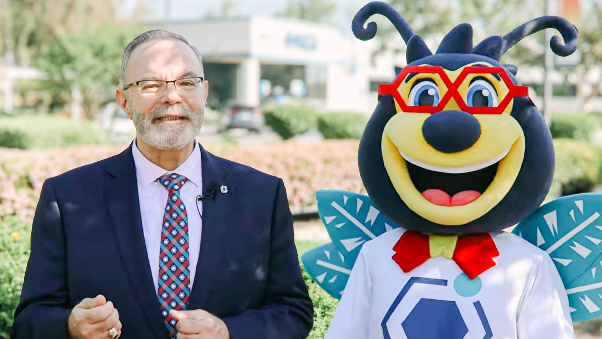 KGI President and Beaker Bee