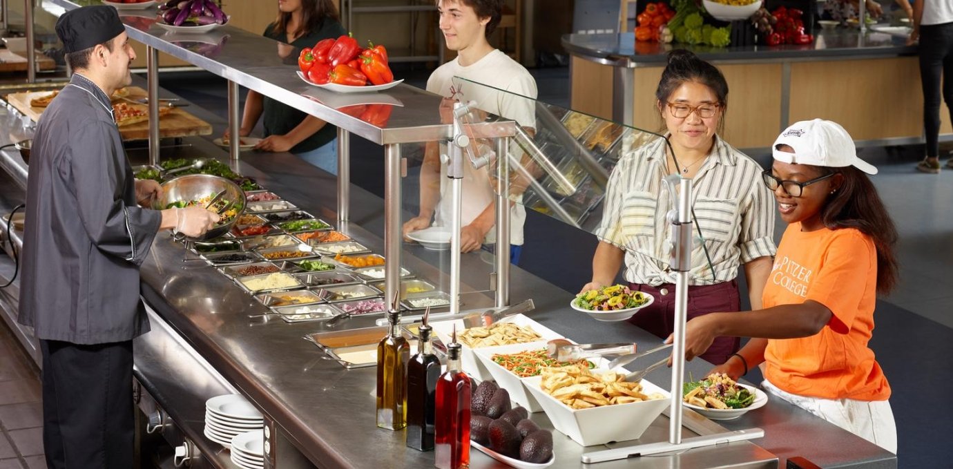 Pitzer students at dining hall